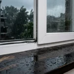 Pimapen Pencere Yağmur Suyu Alıyor